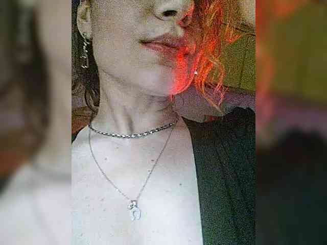 Good-woman webcam