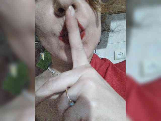 Good-woman webcam