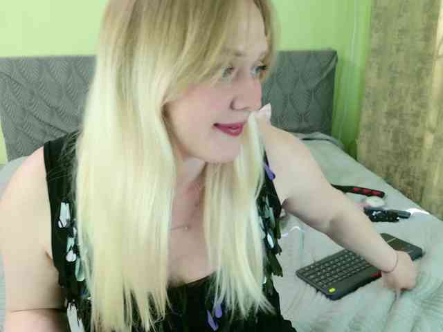 Kira2025 webcam
