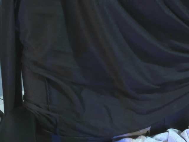 sweetavi live cam on BongaCams