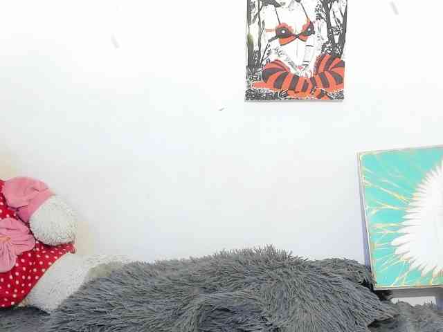 sweetavi webcam