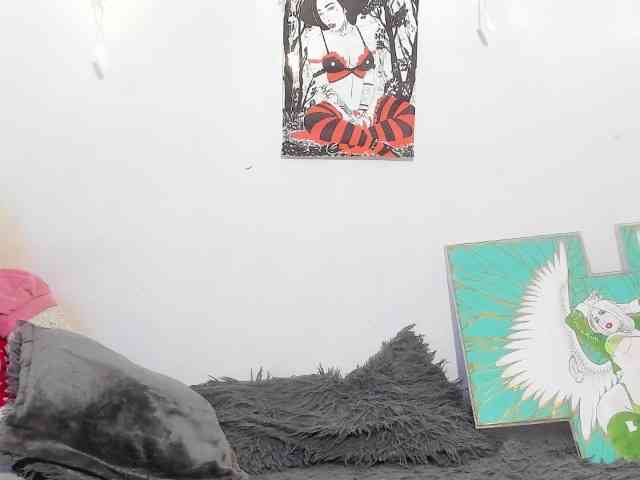 sweetavi webcam
