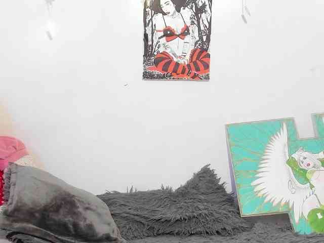 sweetavi webcam