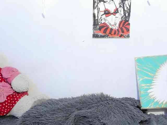 sweetavi webcam