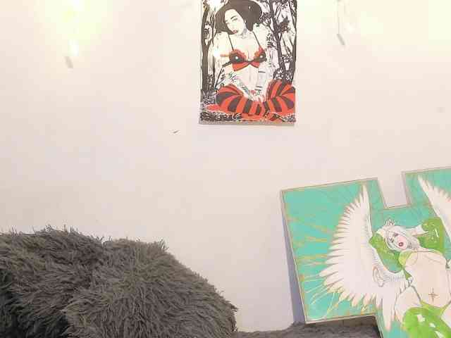 sweetavi webcam