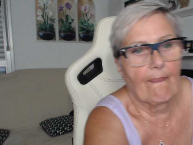 Selenna65