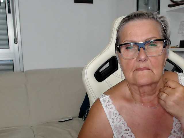 Selenna65 live cam on BongaCams