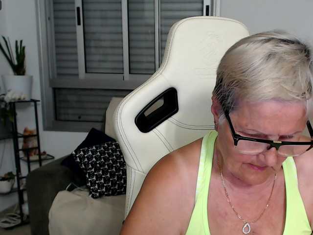 Selenna65