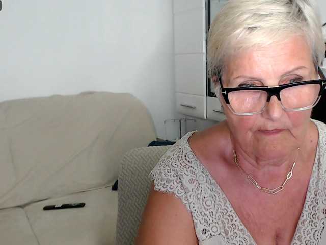 Selenna65