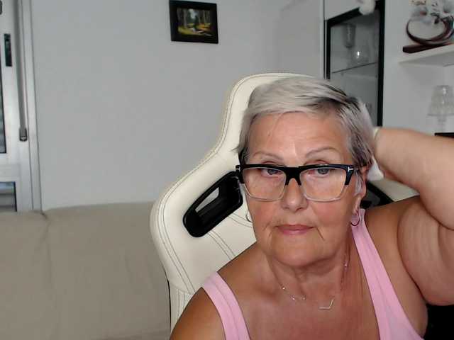 Selenna65