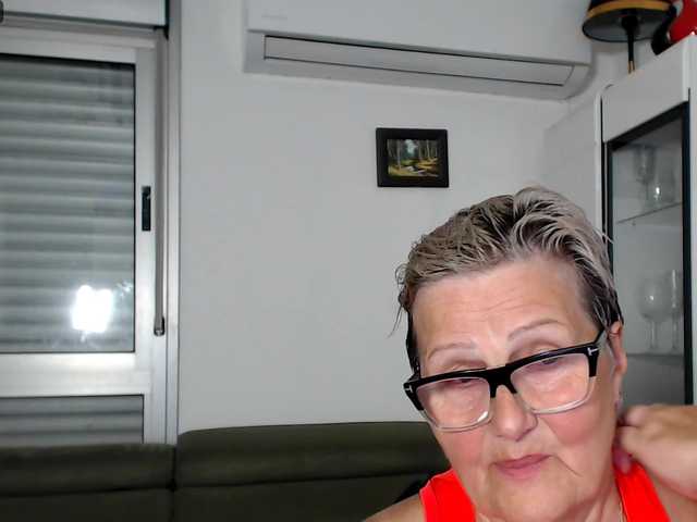 Selenna65 live cam on BongaCams
