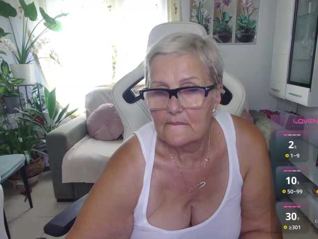 Selenna65 live cam on BongaCams