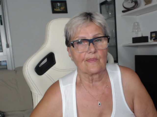 Selenna65