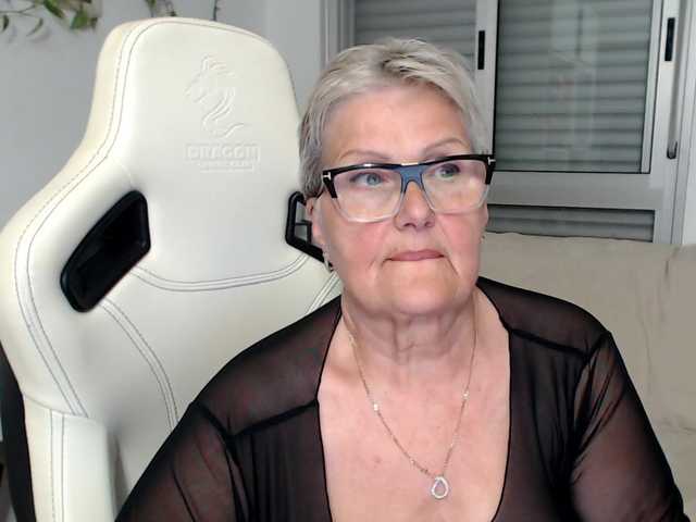 Selenna65