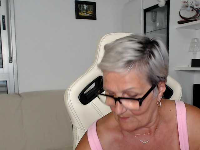 Selenna65
