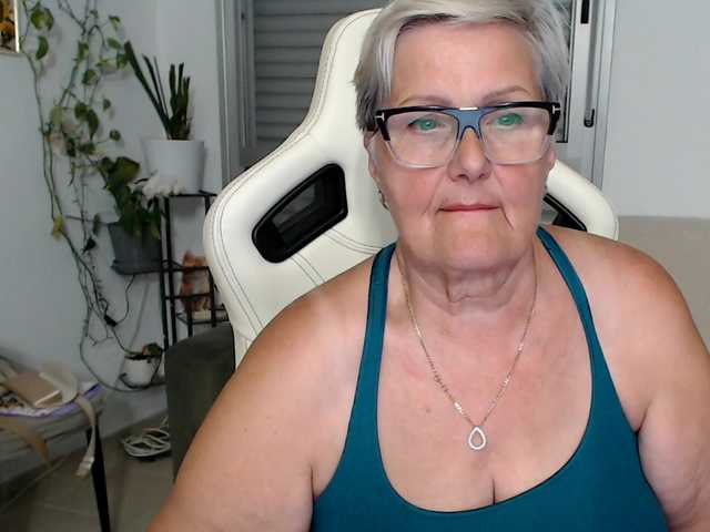 Selenna65