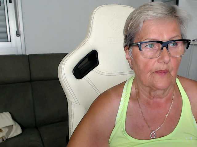 Selenna65