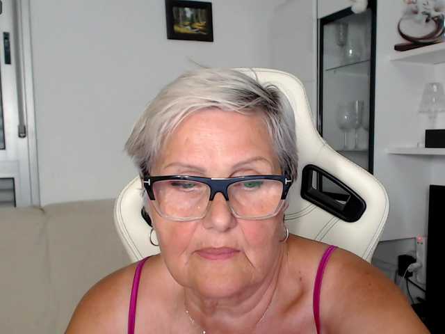 Selenna65
