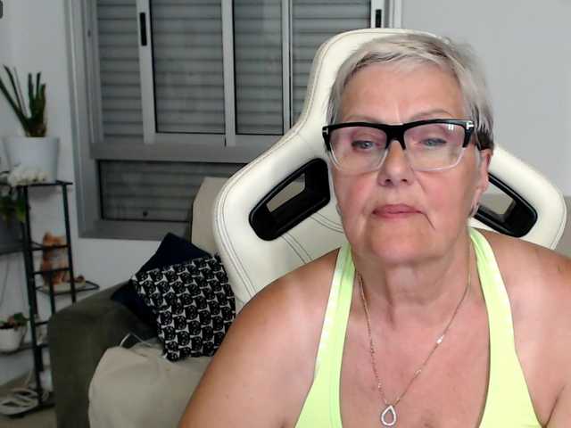 Selenna65