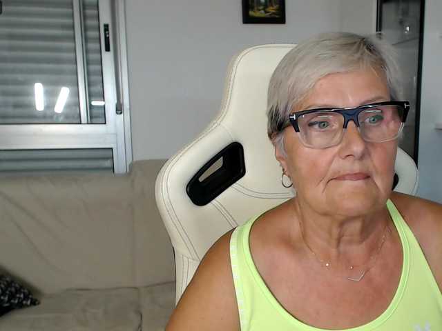 Selenna65