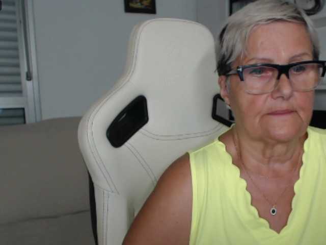 Selenna65