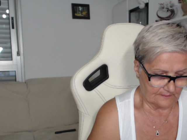 Selenna65