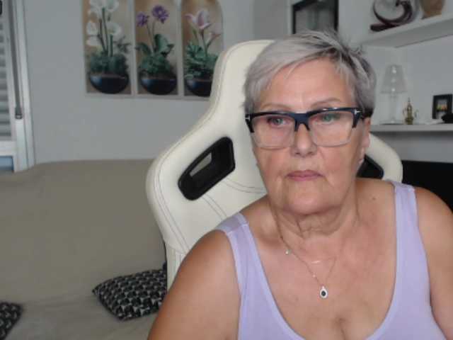 Selenna65