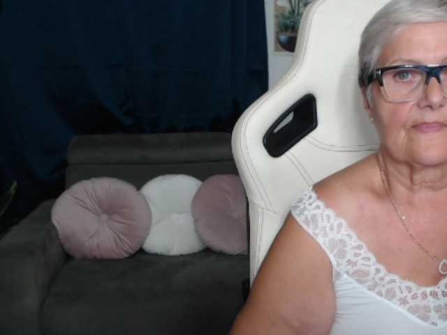 Selenna65