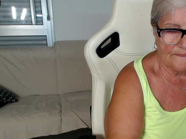 Selenna65