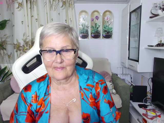 Selenna65