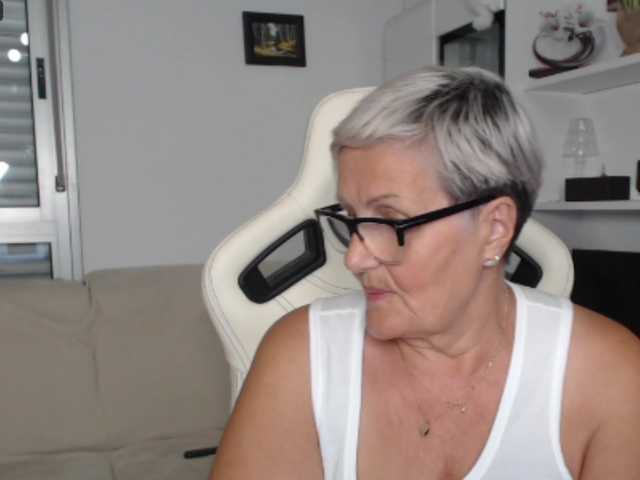Selenna65