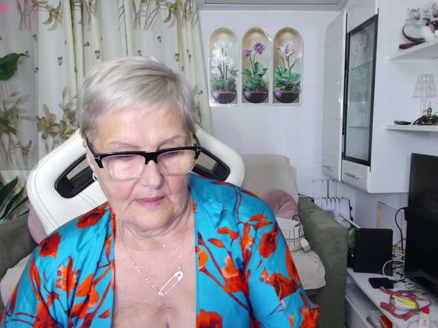 Selenna65