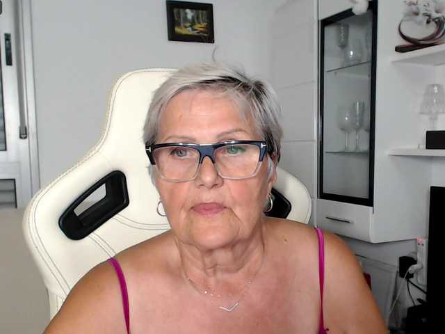 Selenna65