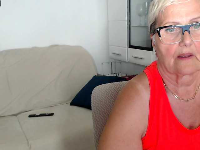 Selenna65 live cam on BongaCams