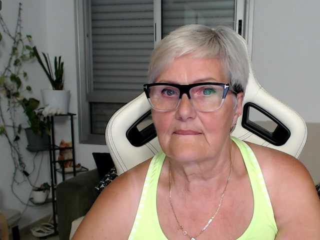 Selenna65