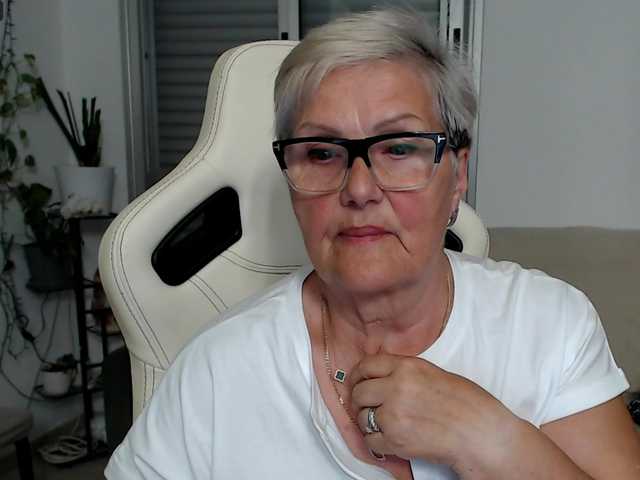 Selenna65