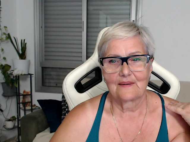 Selenna65