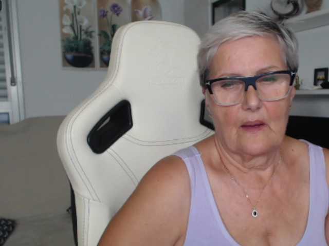 Selenna65