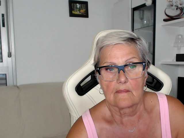 Selenna65