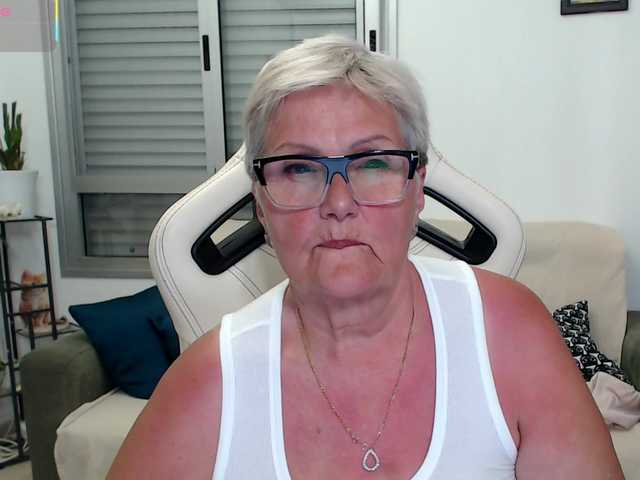 Selenna65