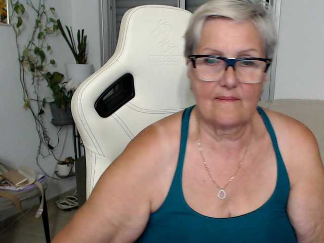 Selenna65