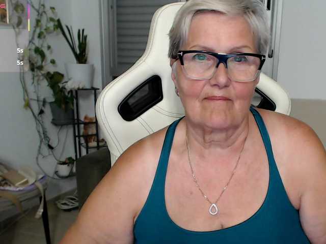 Selenna65