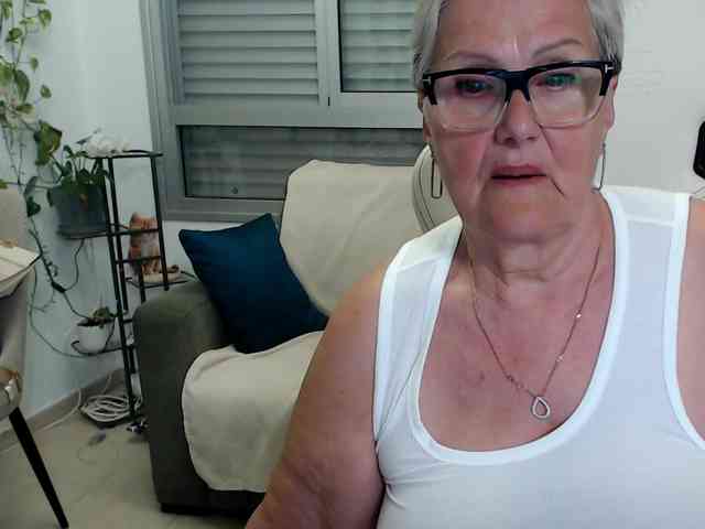 Selenna65 webcam