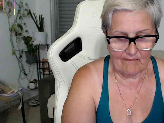 Selenna65 webcam