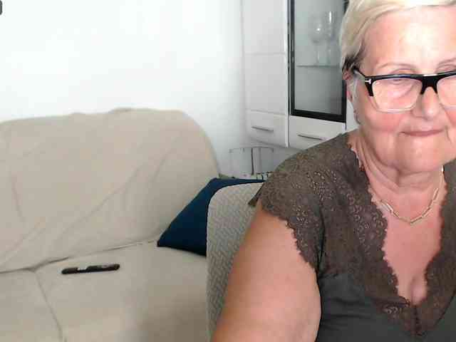 Selenna65 webcam
