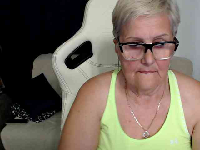 Selenna65 webcam