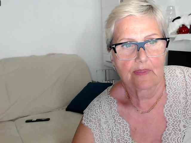 Selenna65 webcam