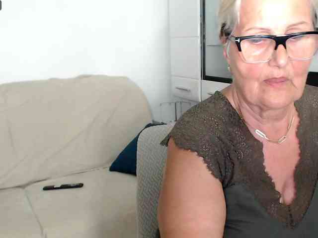 Selenna65 webcam