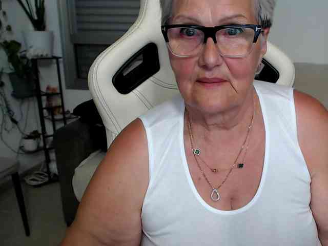 Selenna65