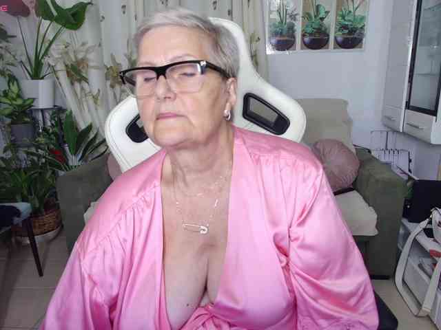 Selenna65 webcam
